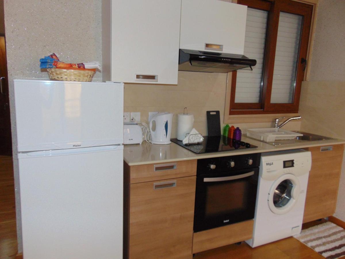 Ithaki Phinikoudes Apartment No. 207 Larnaka Zimmer foto