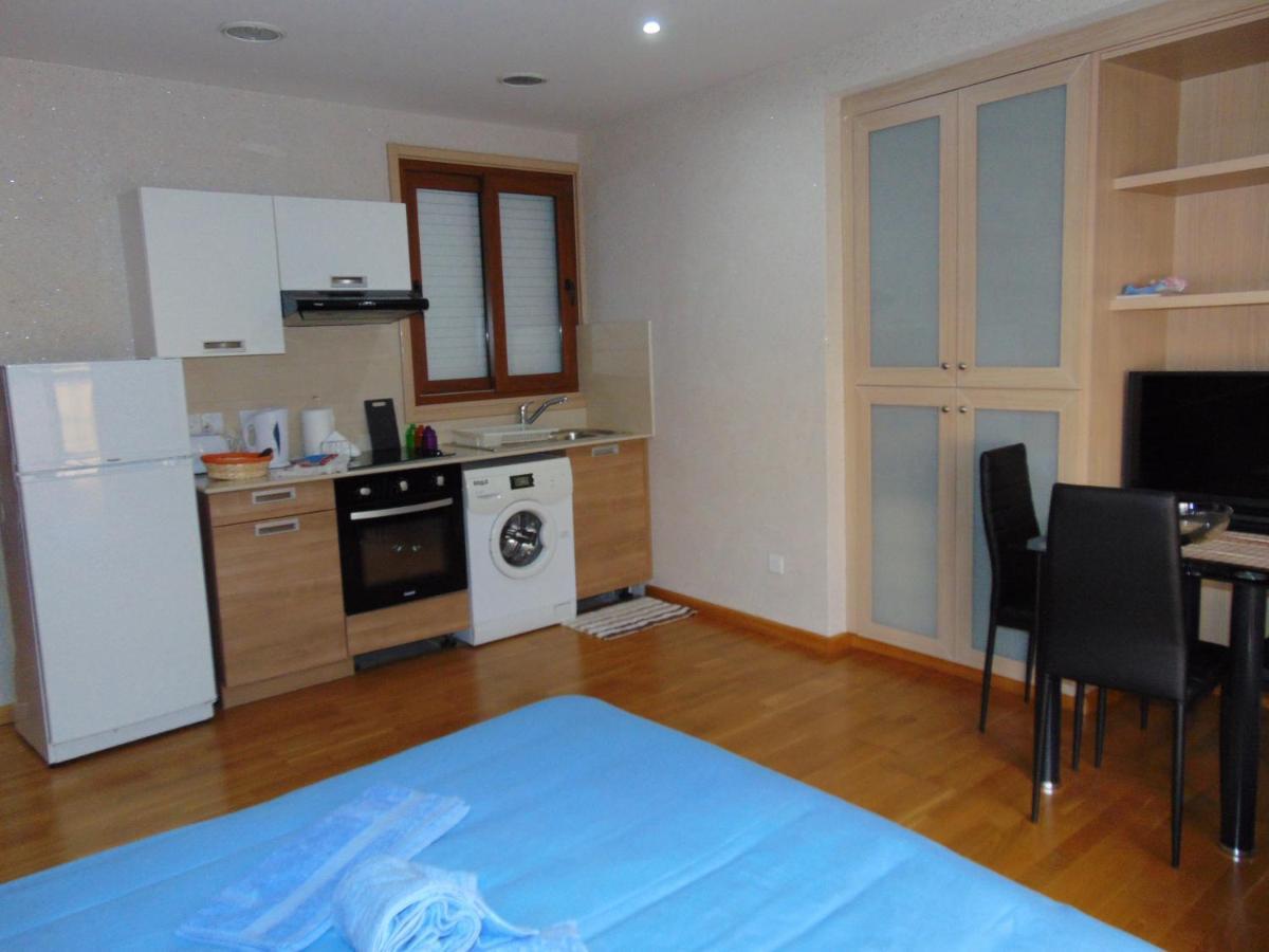 Ithaki Phinikoudes Apartment No. 207 Larnaka Zimmer foto